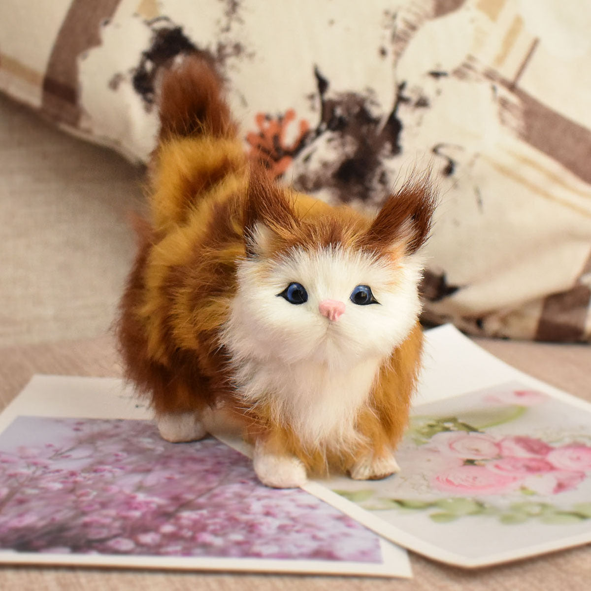 Mini Simulation Plush Cat – Charming Gift for Cat Lovers & Home Decor