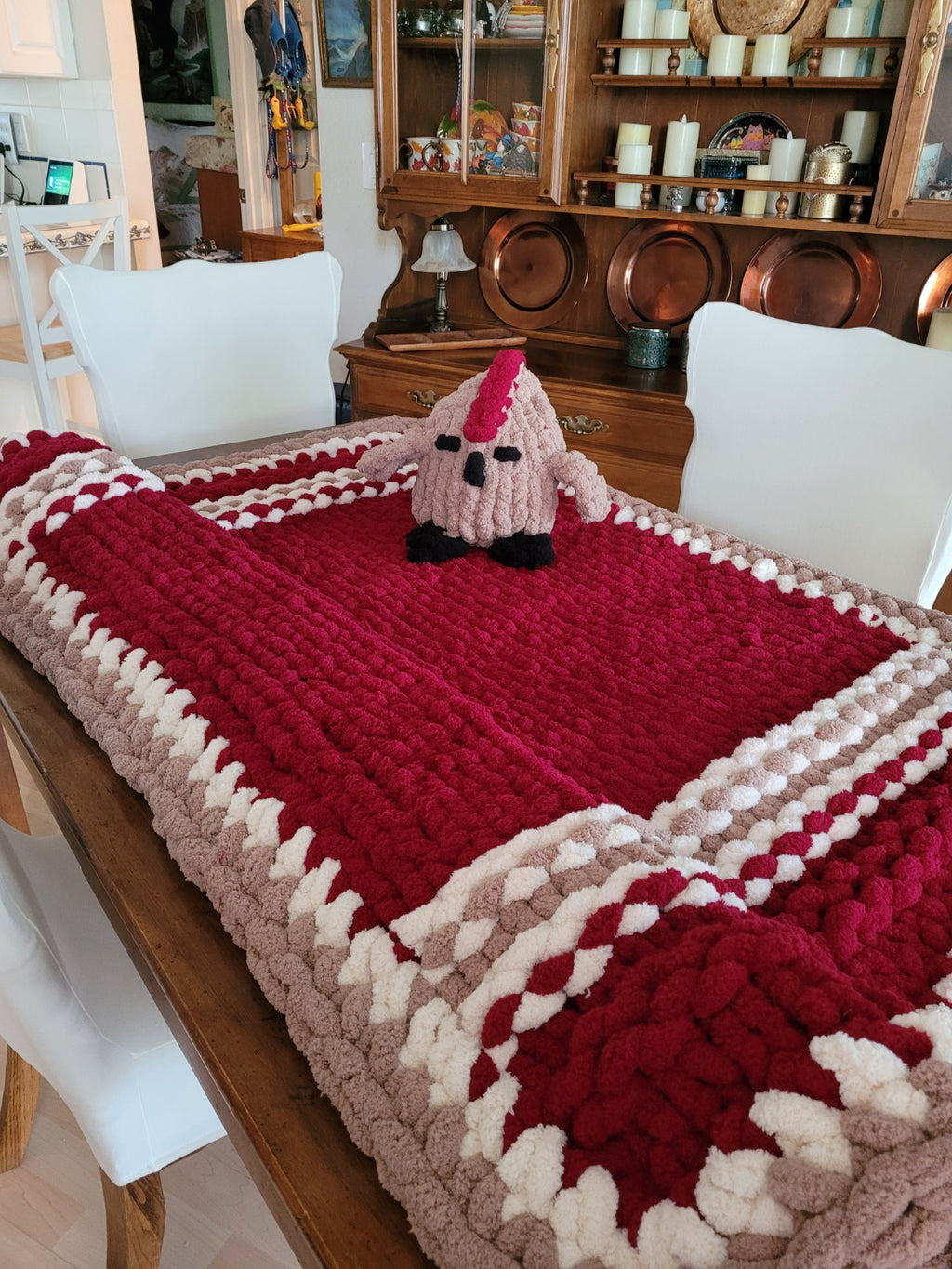 Chunky Chenille Knit Throw Blanket with Plush Chicken – Burgundy Taupe Oatmeal Cozy Accent