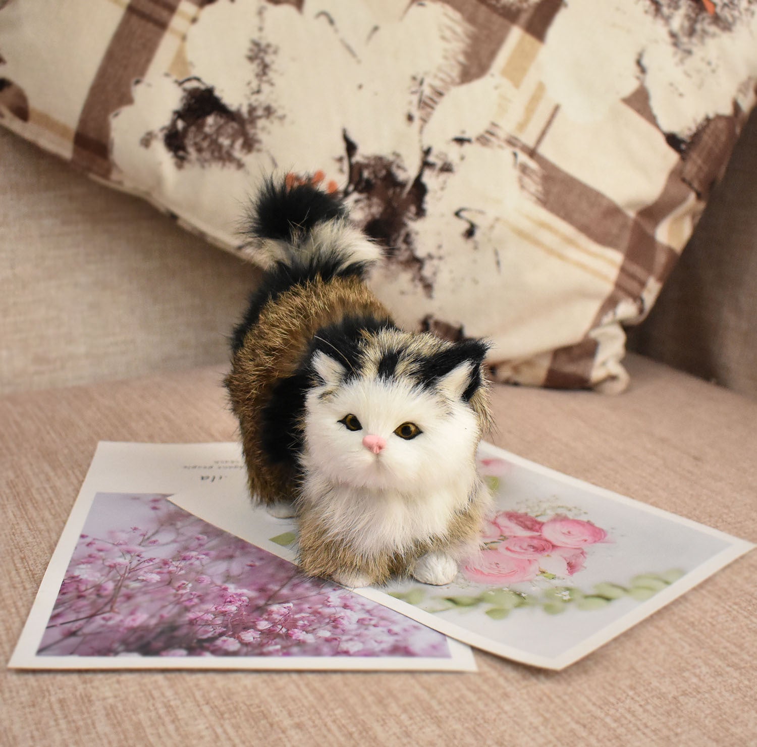Mini Simulation Plush Cat – Charming Gift for Cat Lovers & Home Decor
