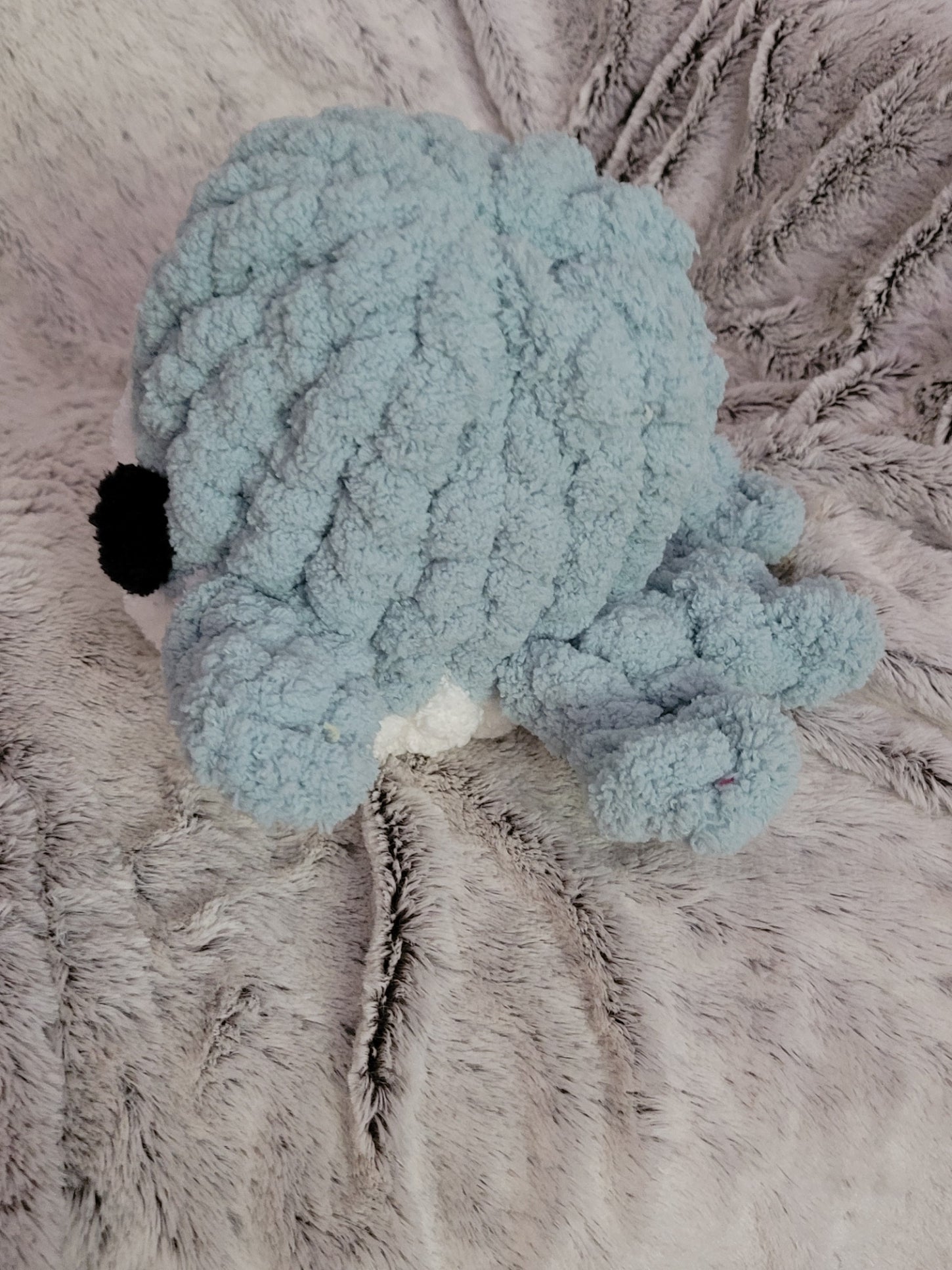 Chunky chenille whale plush with side fins and split tai