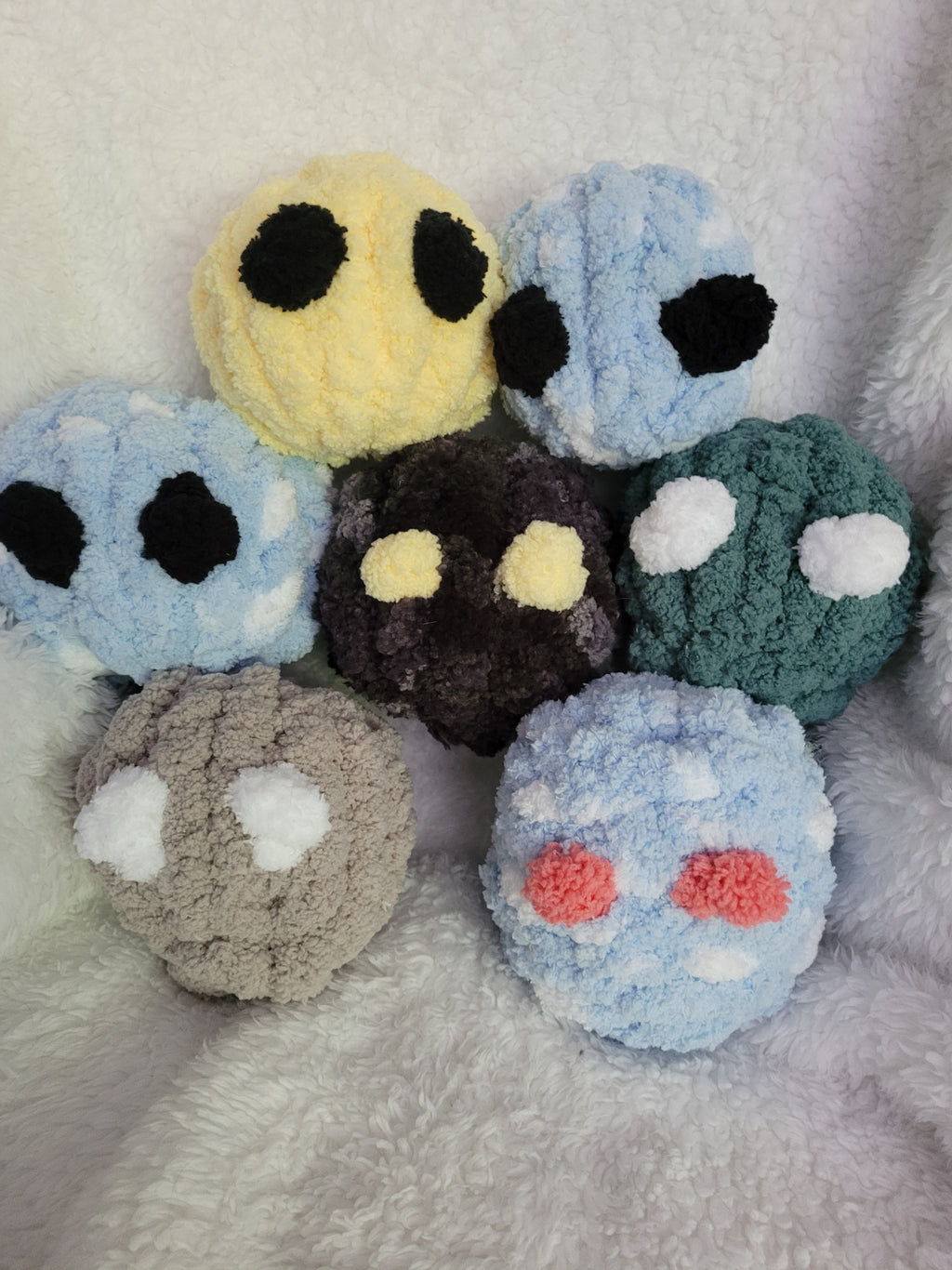 Desk Buddy – Hand‑Knit Squishy Plush Stress Ball